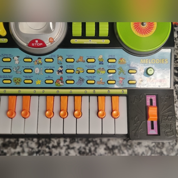 VTech KidiJamz Studio - Picture 6 of 14